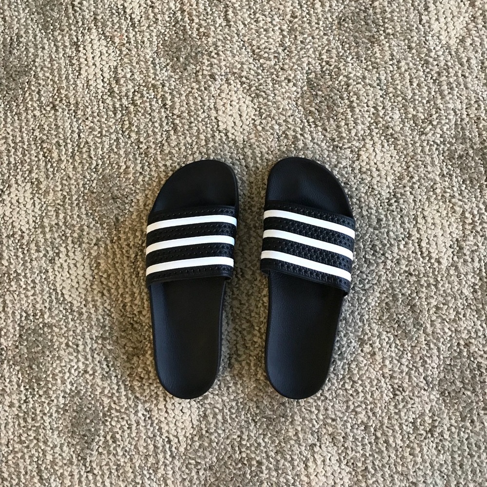 Adidas slide flip flops